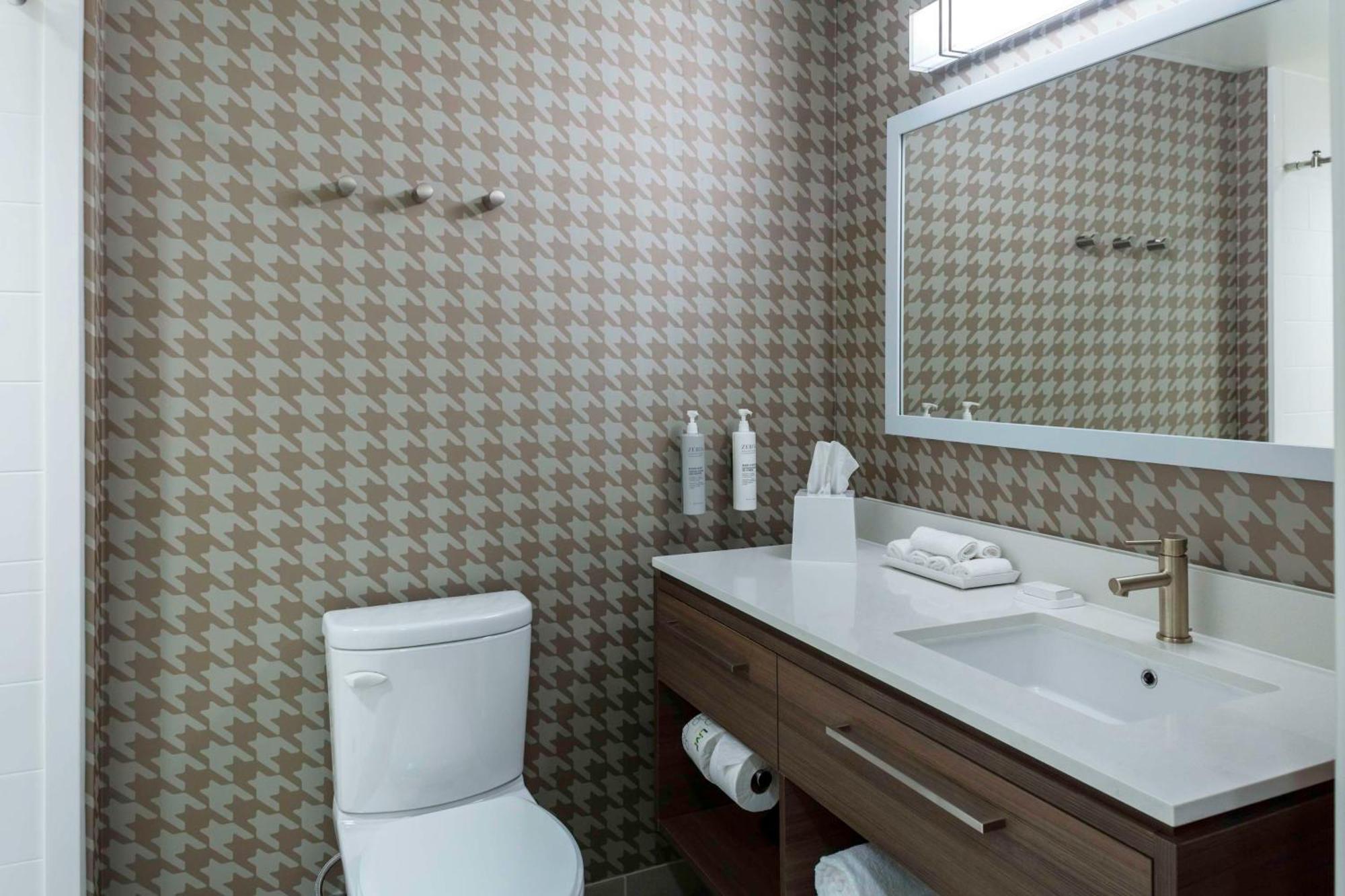 Home2 Suites By Hilton Lynchburg Eksteriør billede
