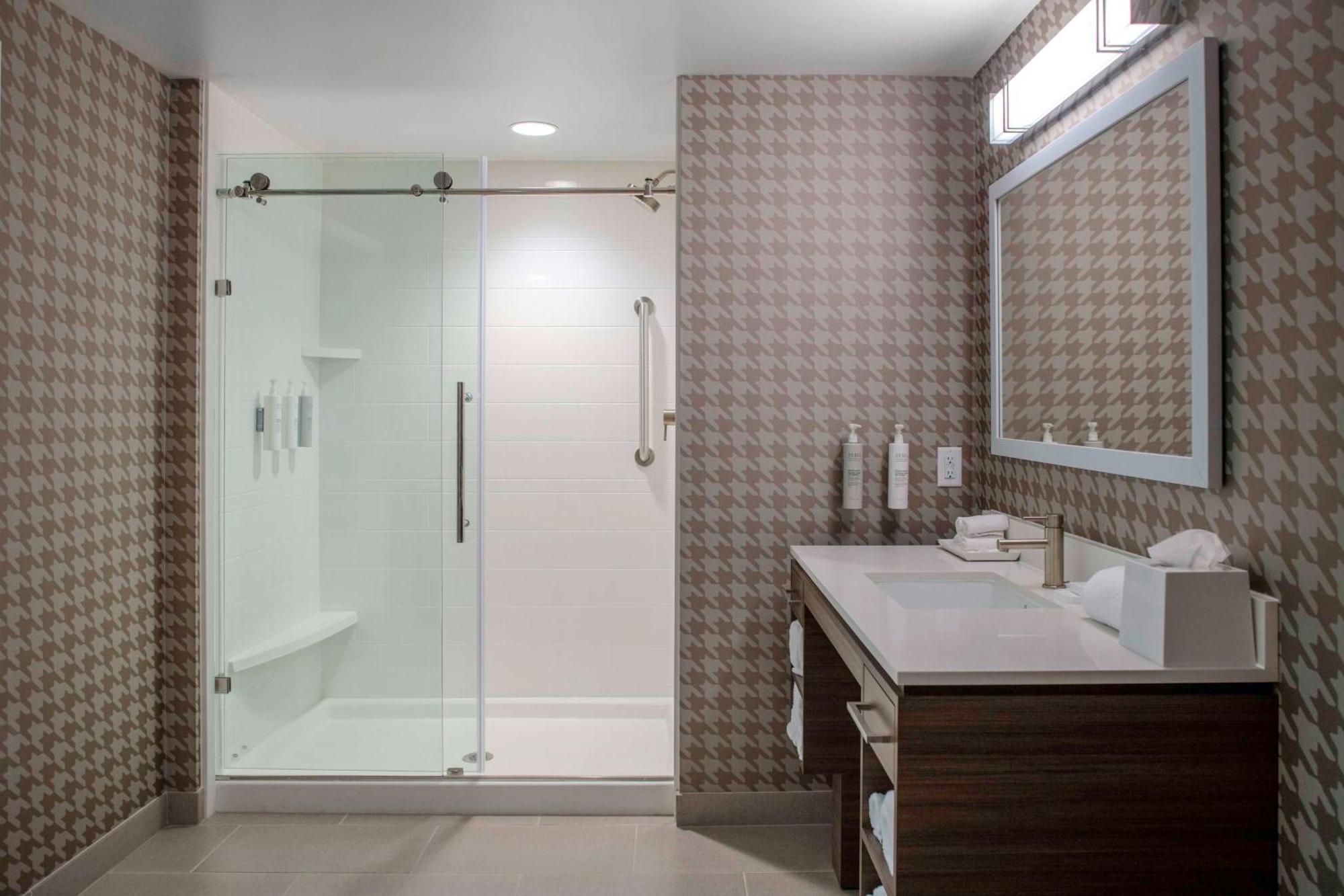 Home2 Suites By Hilton Lynchburg Eksteriør billede